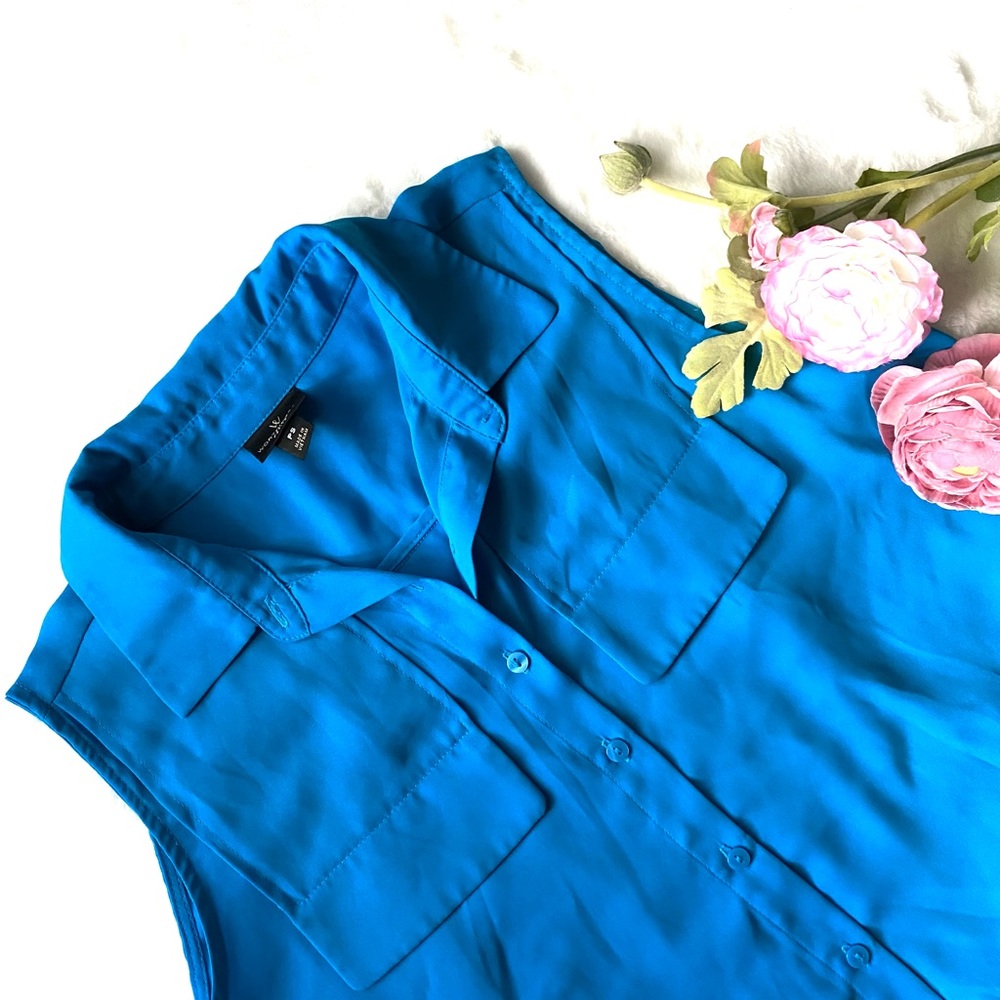 Worthington Blue Sleeveless Blouse - Picture 1 of 8